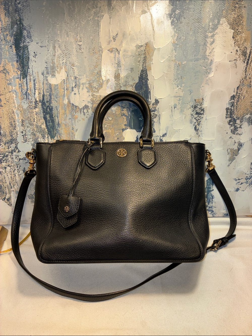 EUC Genuine Tory Burch  Robinson Black Pebbled Leather Satchel Gold Hardware